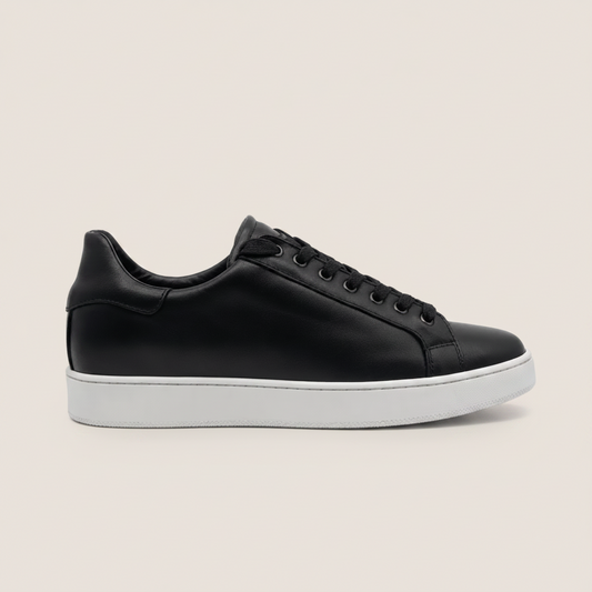 Sneaker Minimal in Pelle Nera
